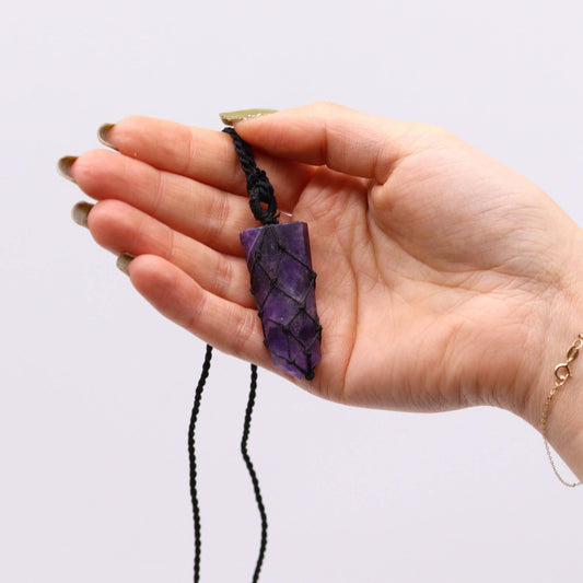 Laced Gemstone Flat Point Pendant - Amethyst – detail view