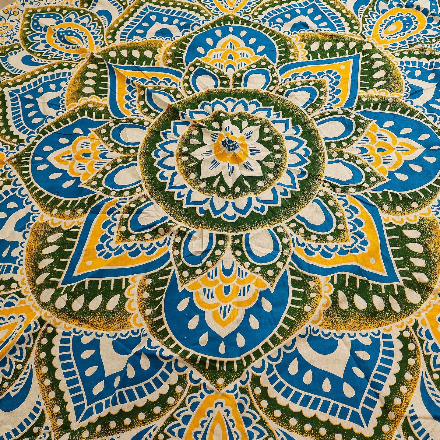 Large Mandala Roundy Art (180cm) - Yellow & Blue
