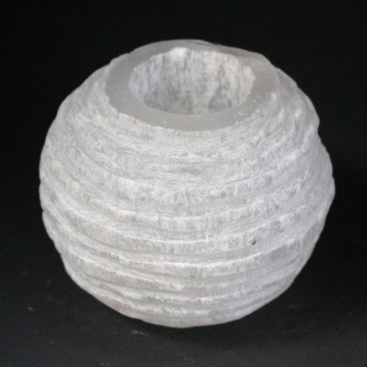Selenite Snowball Candle Holder - 8 cm – detail view