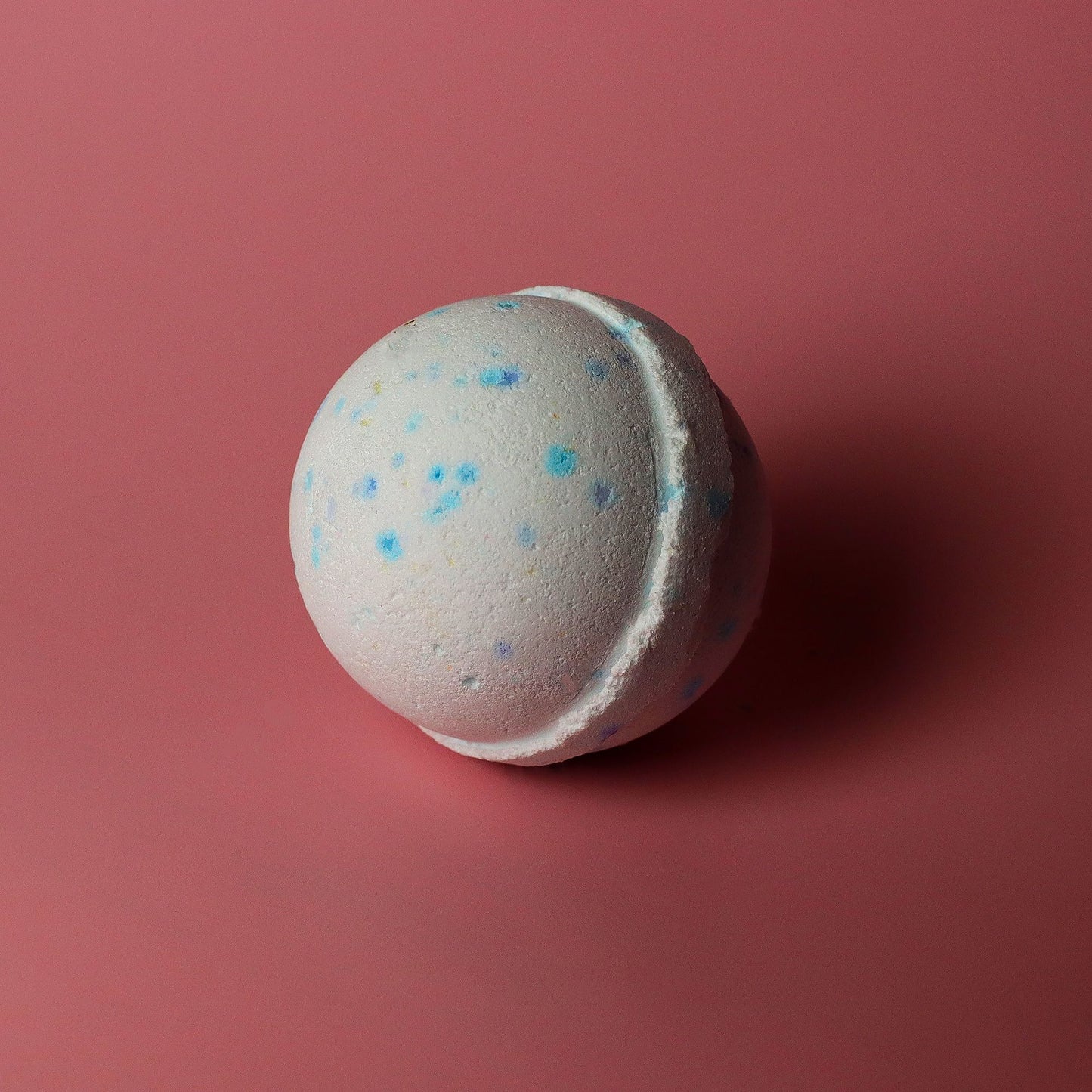 Set of 3 Ocean Bath Bombs – lifestyle shot