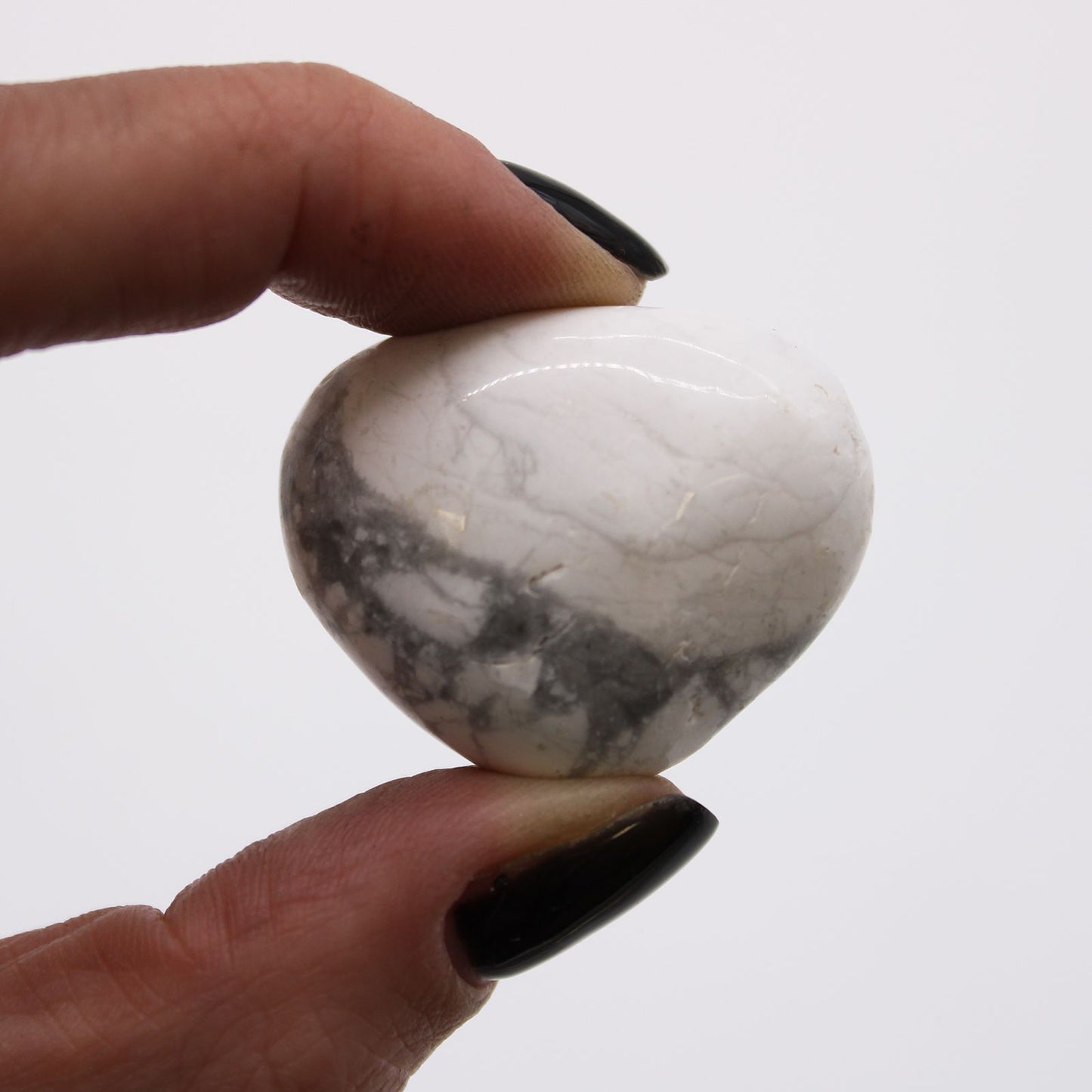 Medium African Tumble Stones - White Howlite - Magnesite – detail view