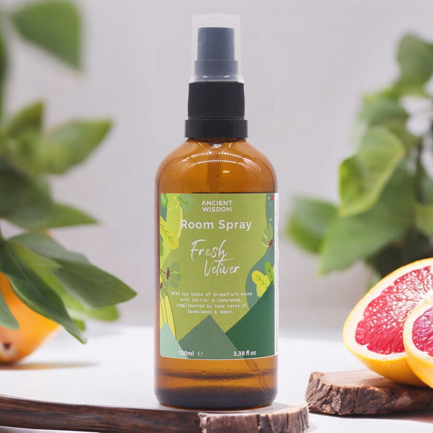 Summer Room Spray - Fresh Vetiver 100ml – detail view