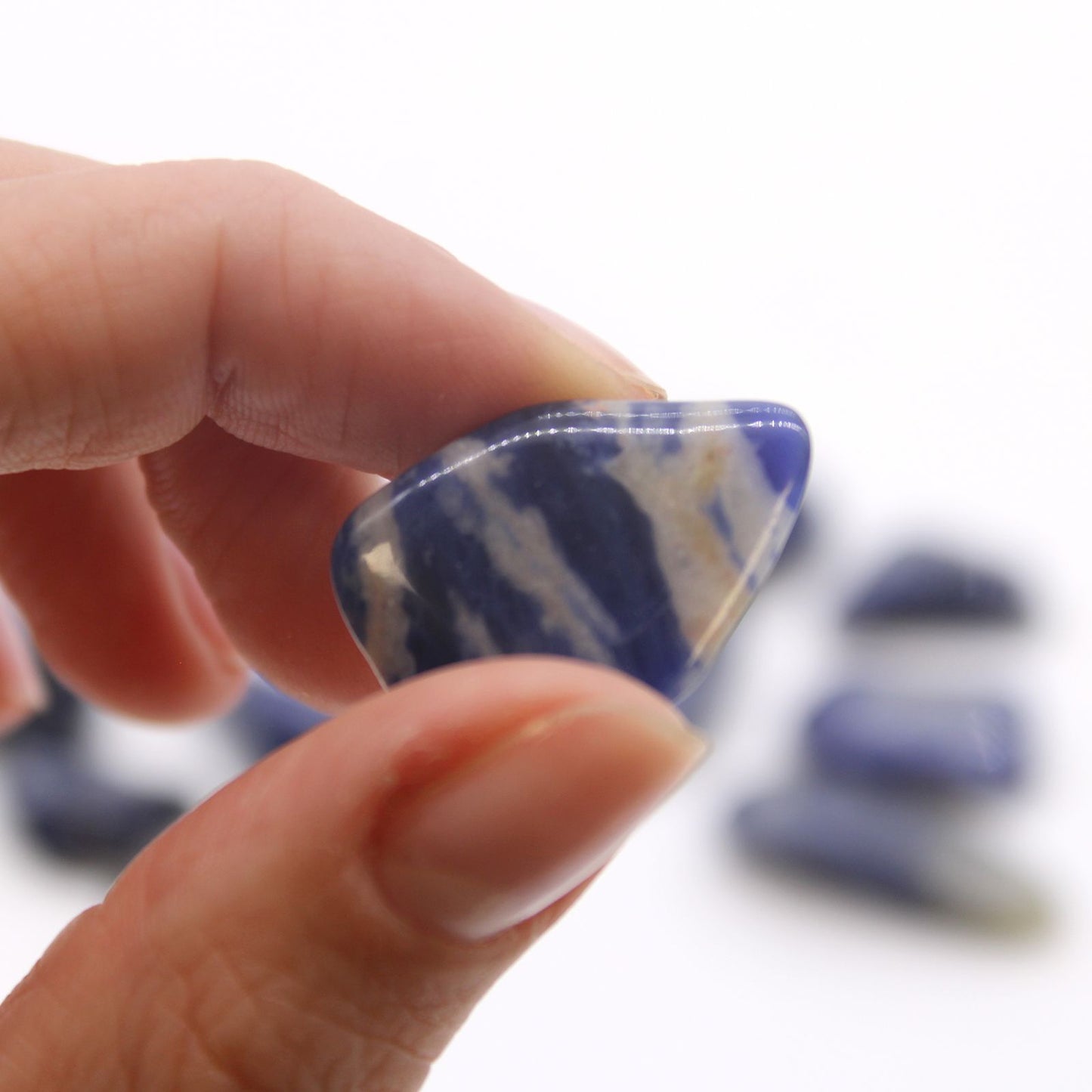 M Tumble Stone - Sodalite – detail view