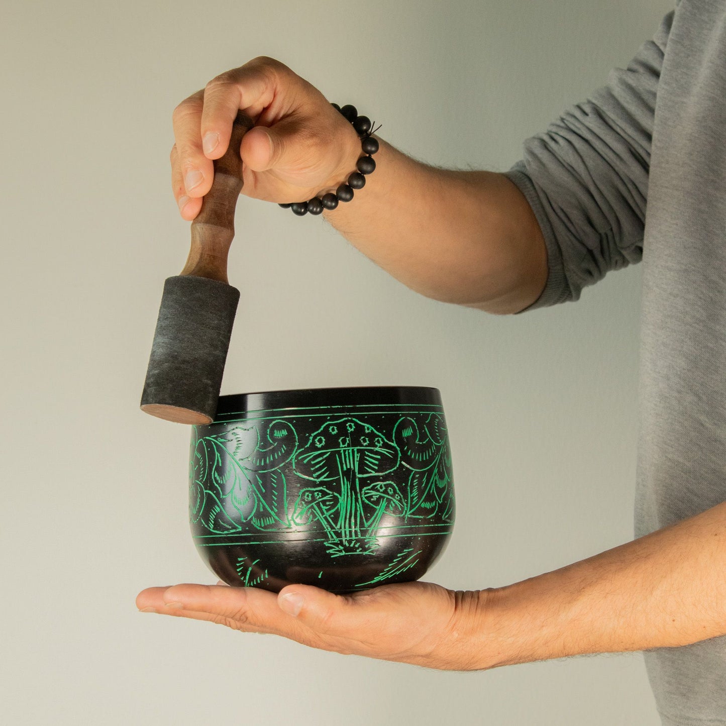Cauldron Singing Bowl - Magic Mushroom - Green (15cm) – product image 8