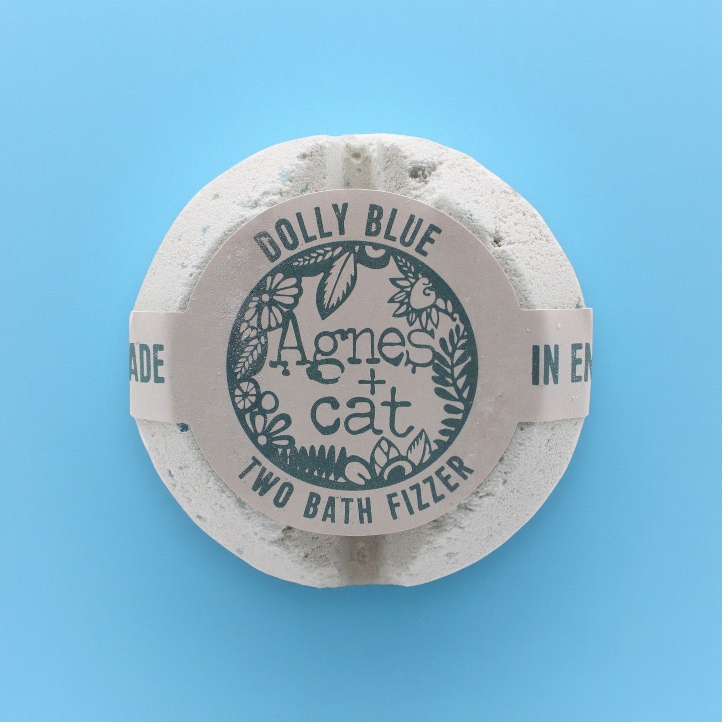 Agnes + Cat Bath Fizzer - Dolly Blue – detail view