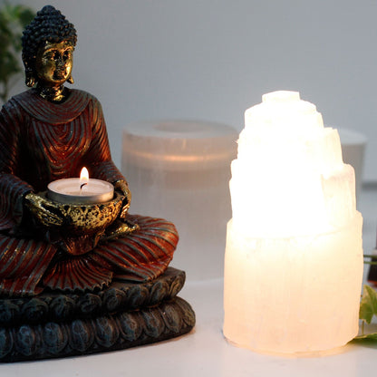 Natural Selenite Tower Lamp - 15 cm – detail view
