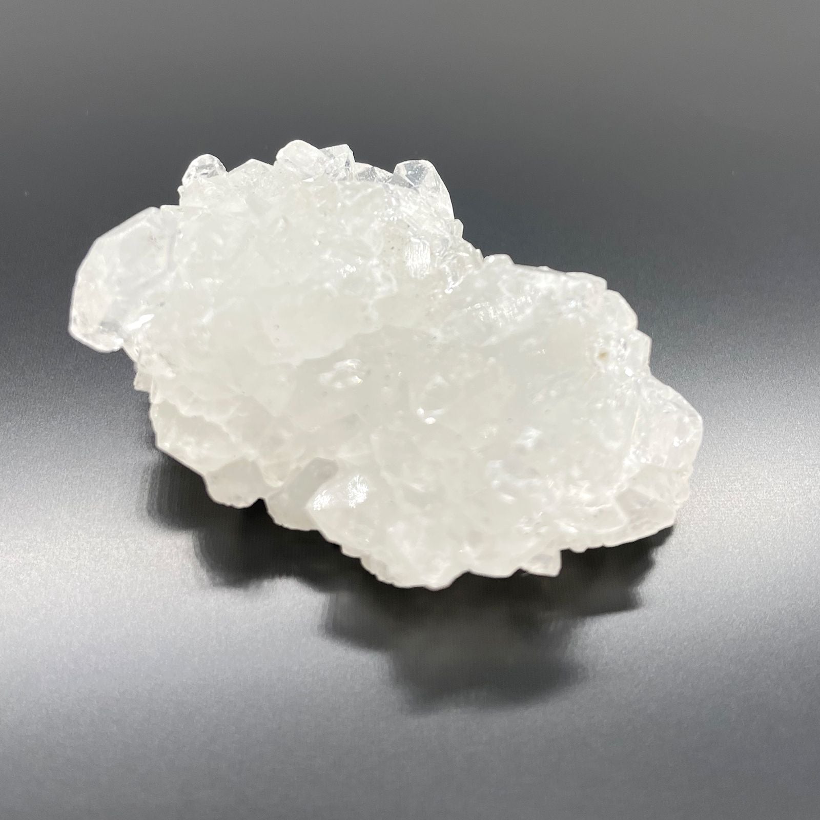 White Apophyllite Clusters 20-30mm – product image 11