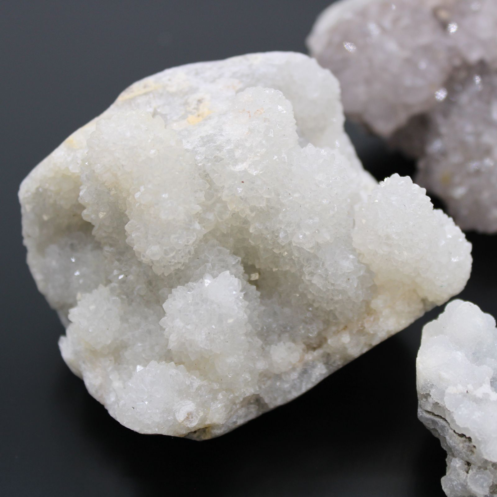 Finger Quartz (1kg pack) – lifestyle shot