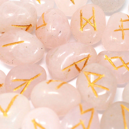 Runes Stone Set in Pouch  - Rose Quartz – detail view