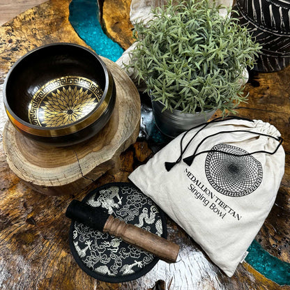 Hand Beaten & Engraved Singing Bowl Gift Set - 14cm - Round Medallions – detail view