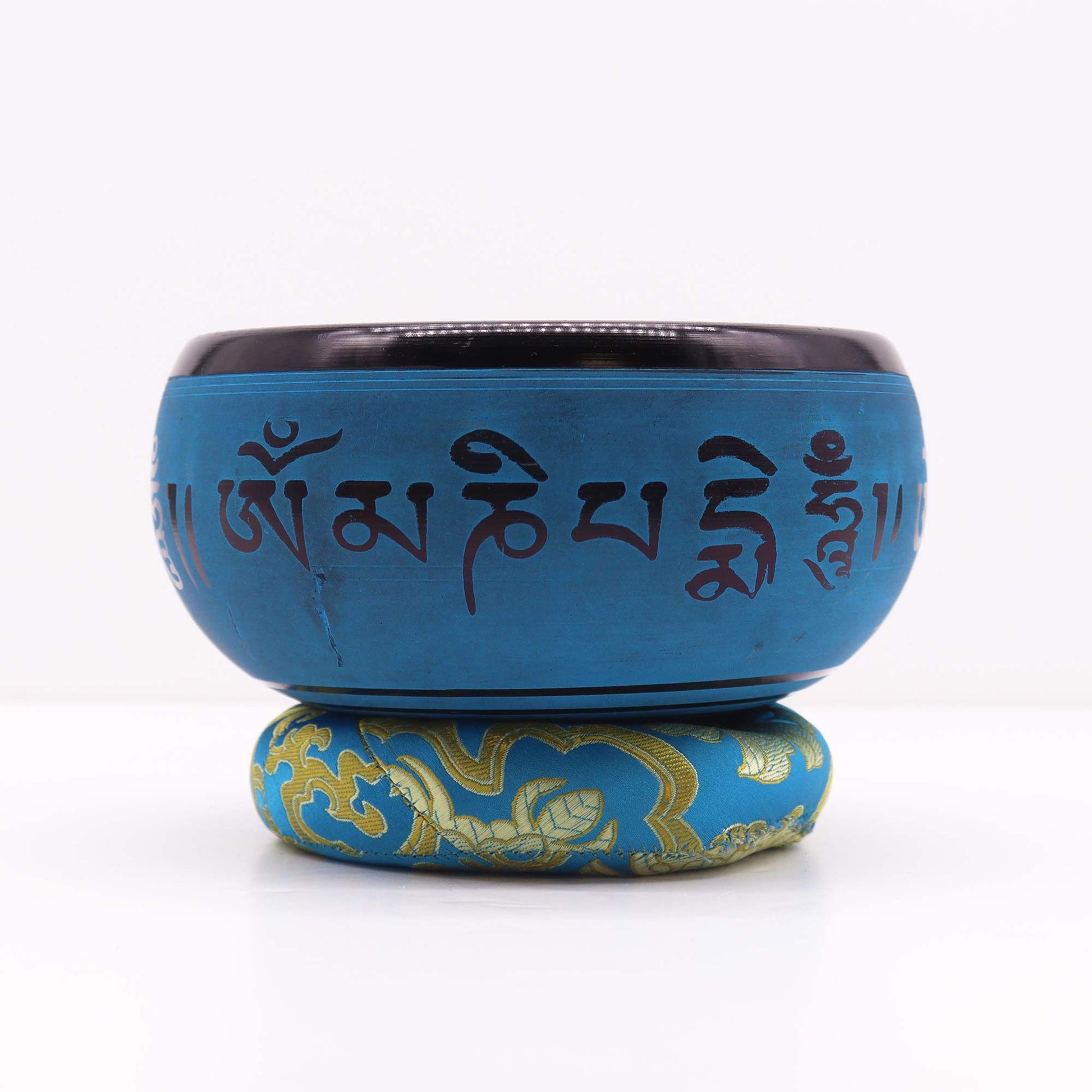 Hoop Cushion 14cm (for 16-18cm Singing Bowl) - Assorted Colours – lifestyle shot