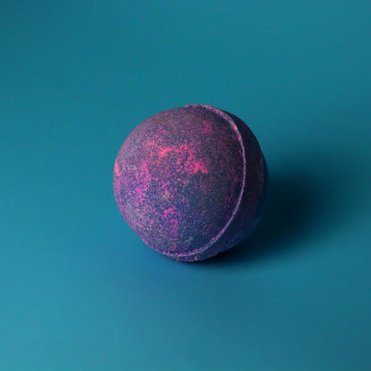 Set of 3 Yorkshire Violet Bath Bombs – detail view