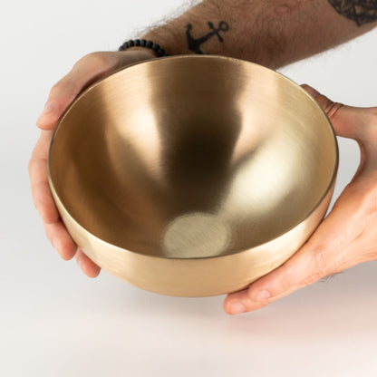 Chaken Singing Bowl, Handmade, Golden Finish, Large, 17cm, approx 800g