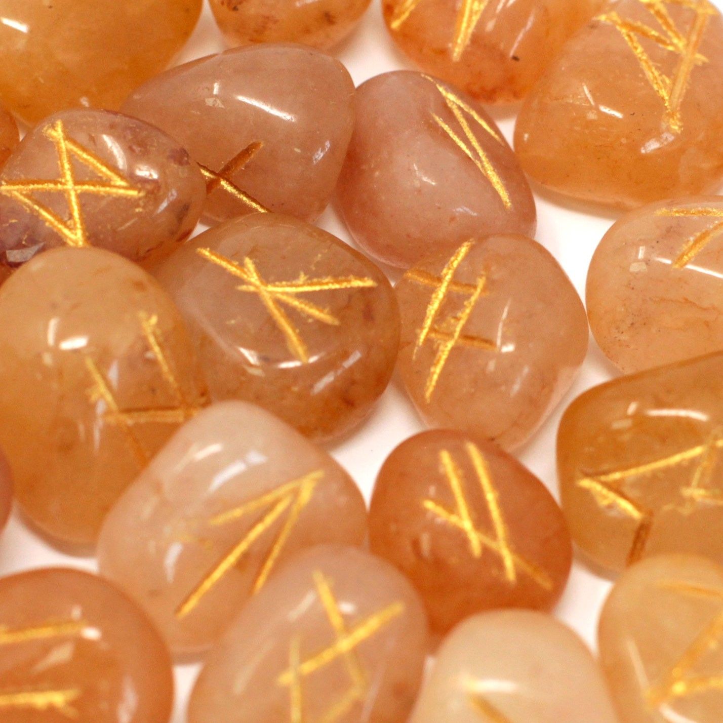 Runes Stone Set in Pouch- Yellow Aventurine – detail view