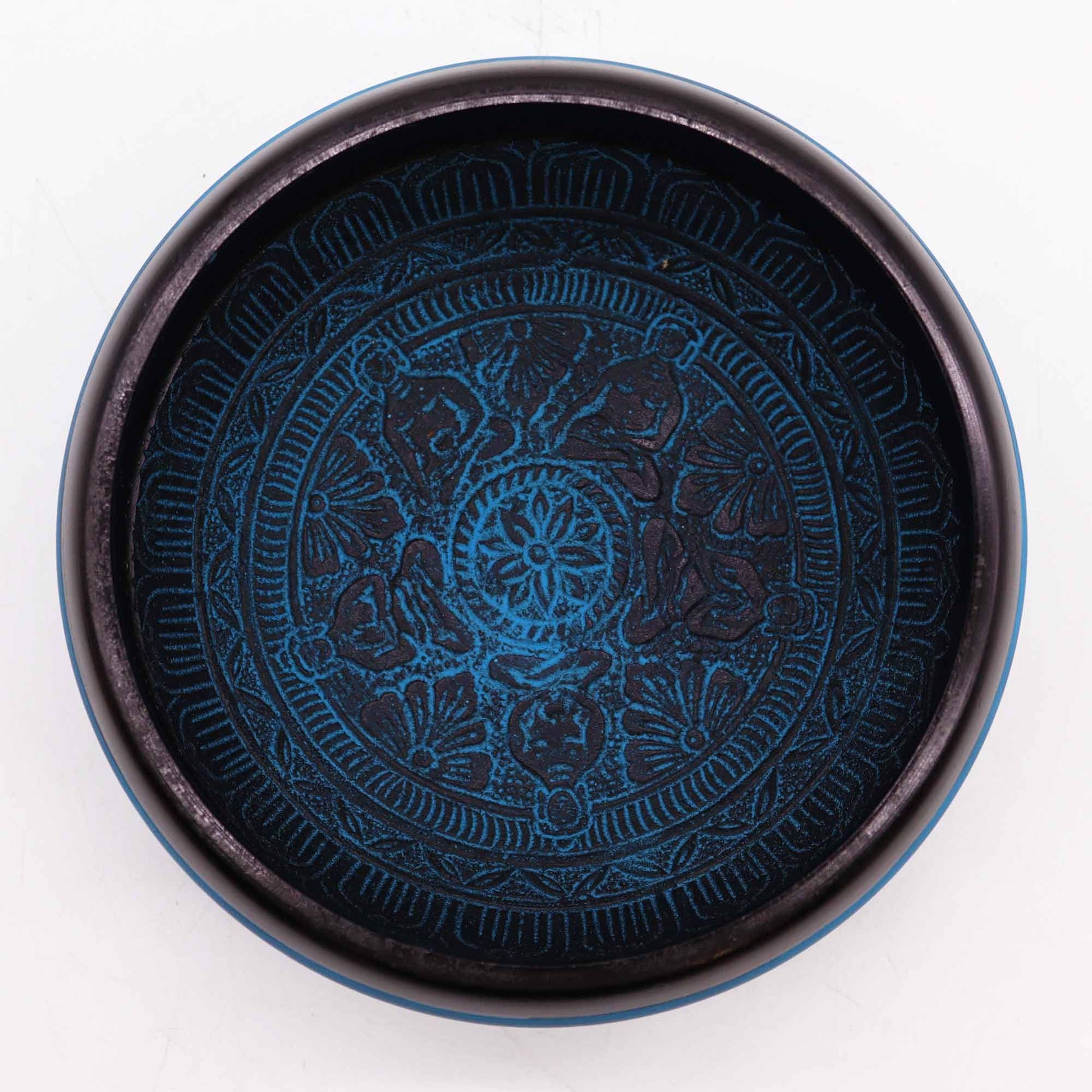 Earth Powder Singing Bowl - Blue Mantra Five Buddha - 16cm – lifestyle shot