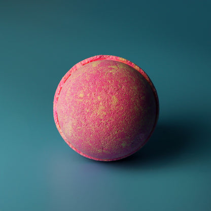 Set of 3 Pink Lemonade Bath Bombs – lifestyle shot