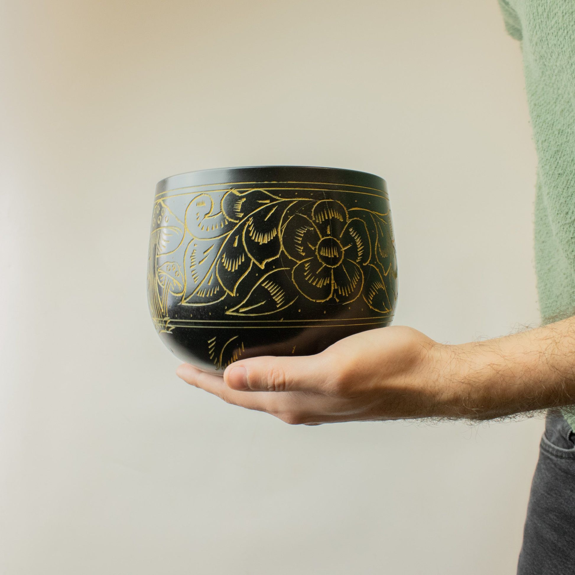 Cauldron Singing Bowl - Magic Mushroom - Yellow (15cm) – product image 6