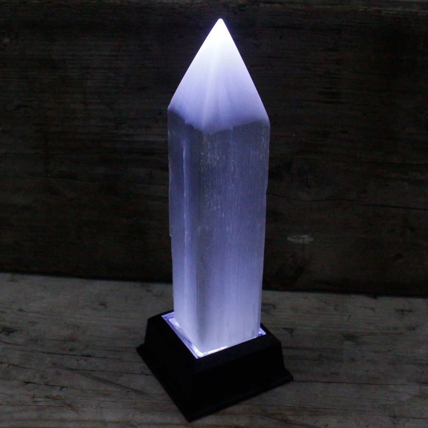 Selenite Pencil Point Tower - 20 cm – packaging