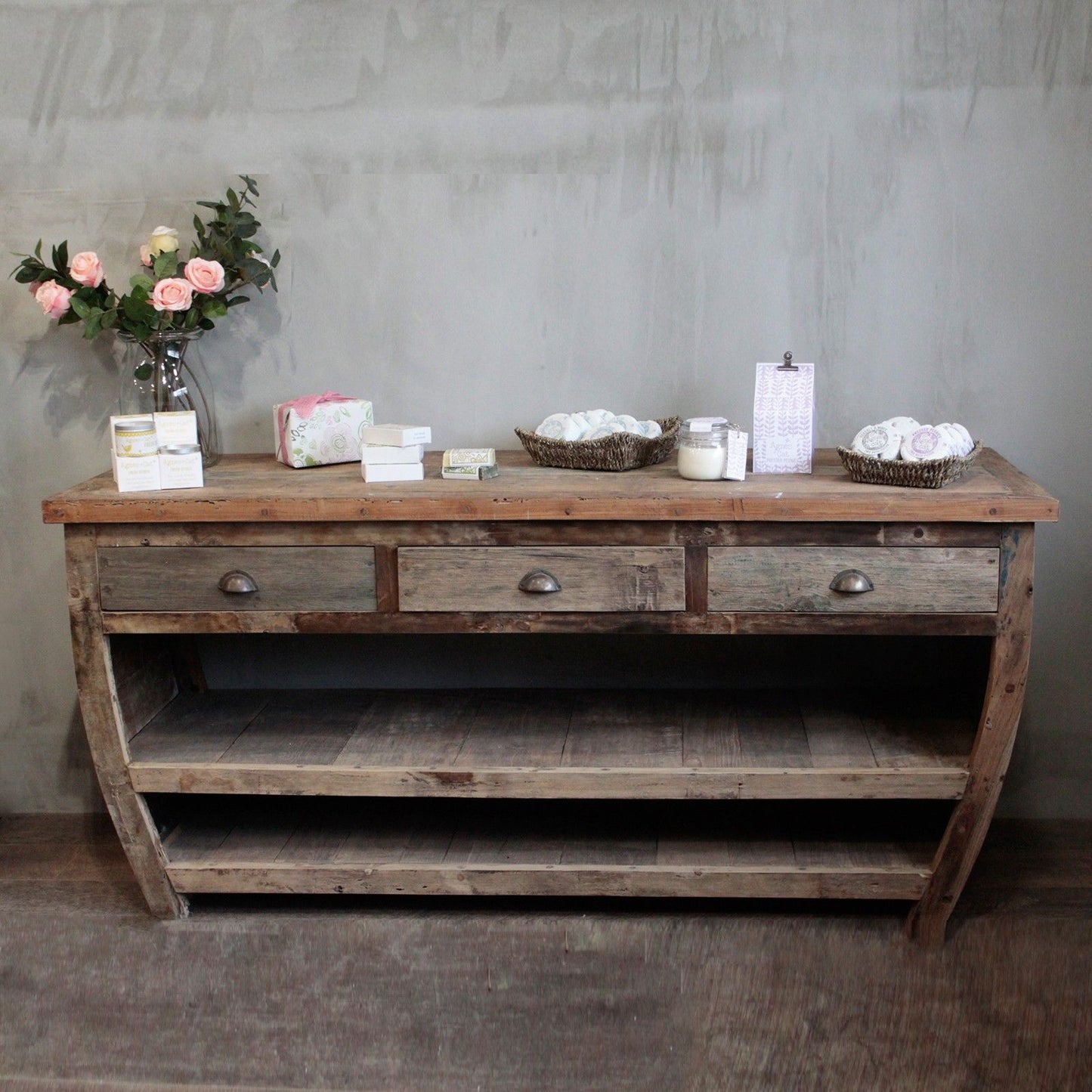 Centerpiece Recycled Wood Table - 180x60x80cm – detail view