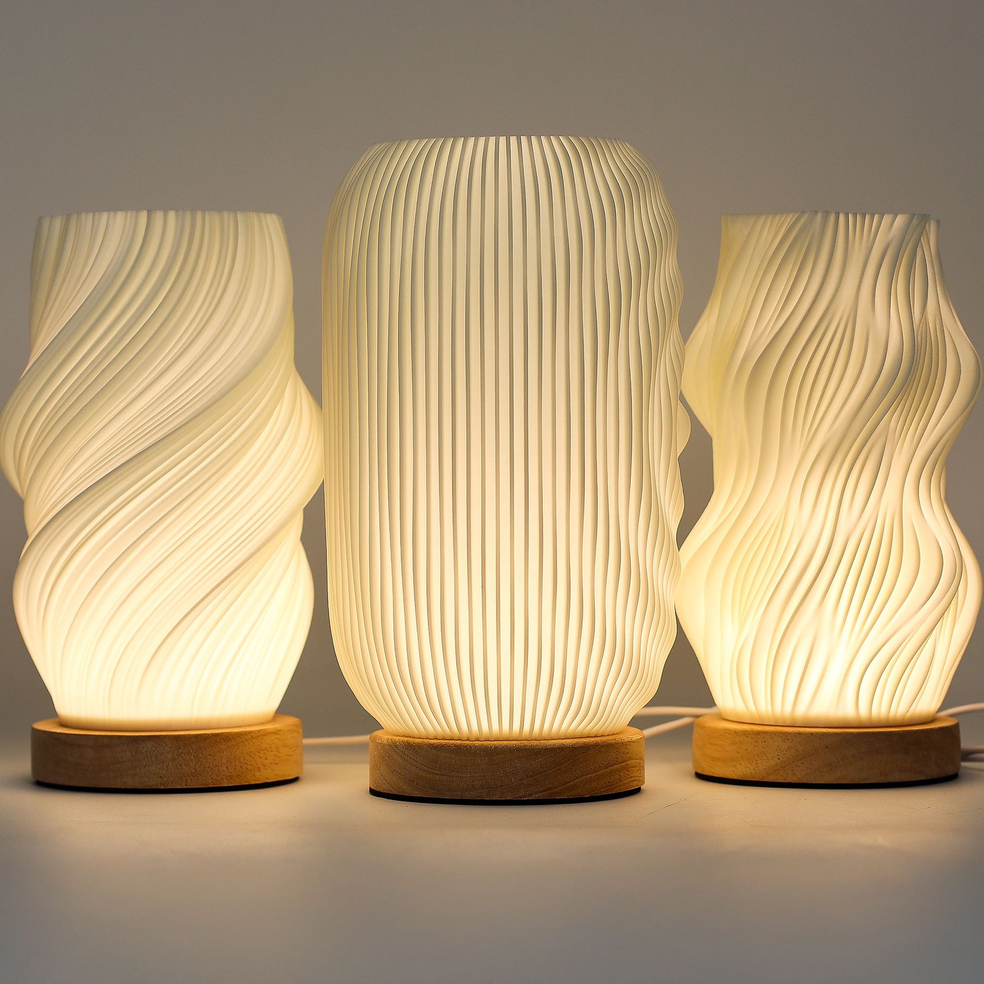 New Wave Lamp - USB - 3 settings - Modern Twisted – packaging