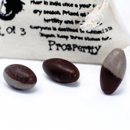 One Inch Lingam - 3 Stones – packaging