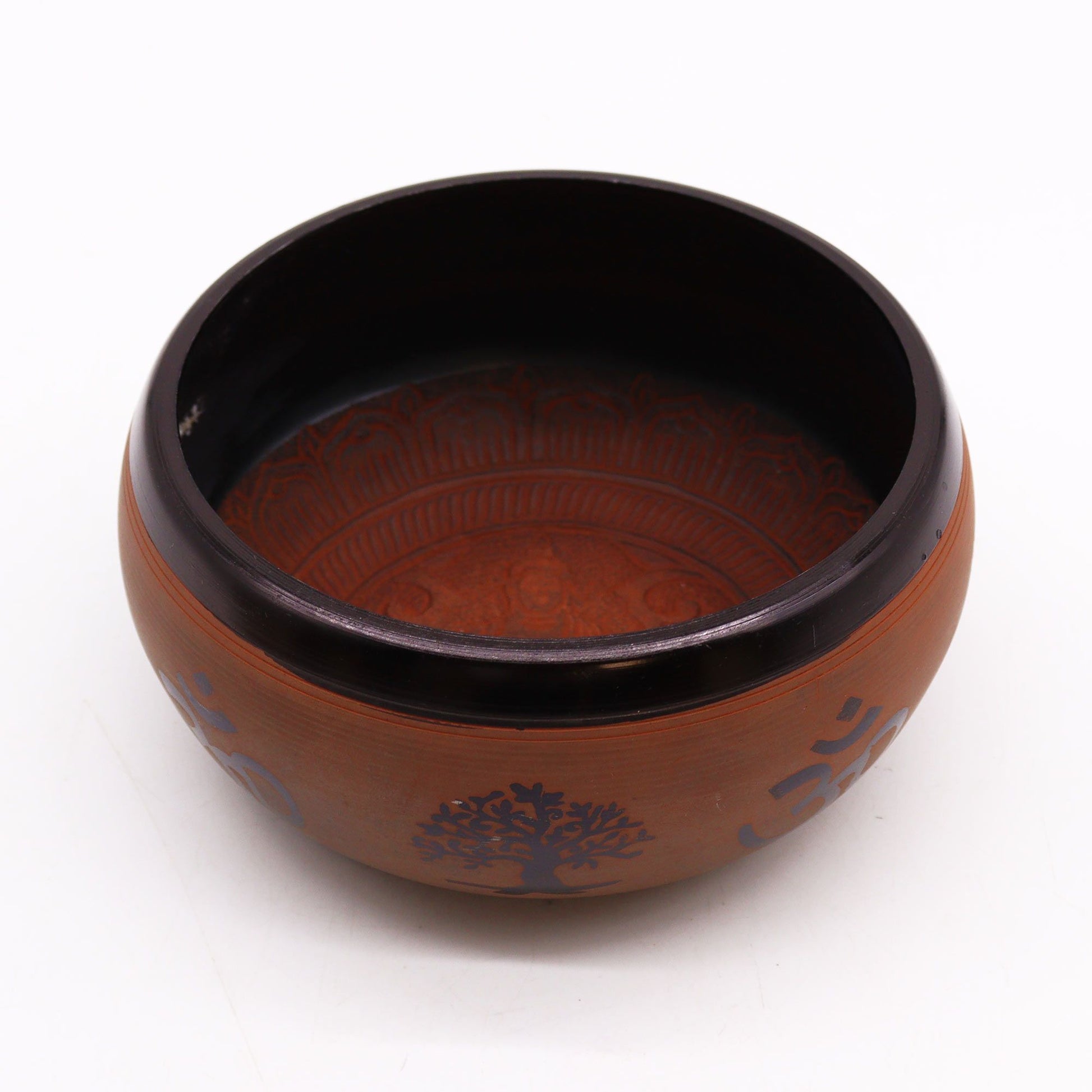 Earth Powder Singing Bowl - Clay Om  Buddha - 16cm – detail view
