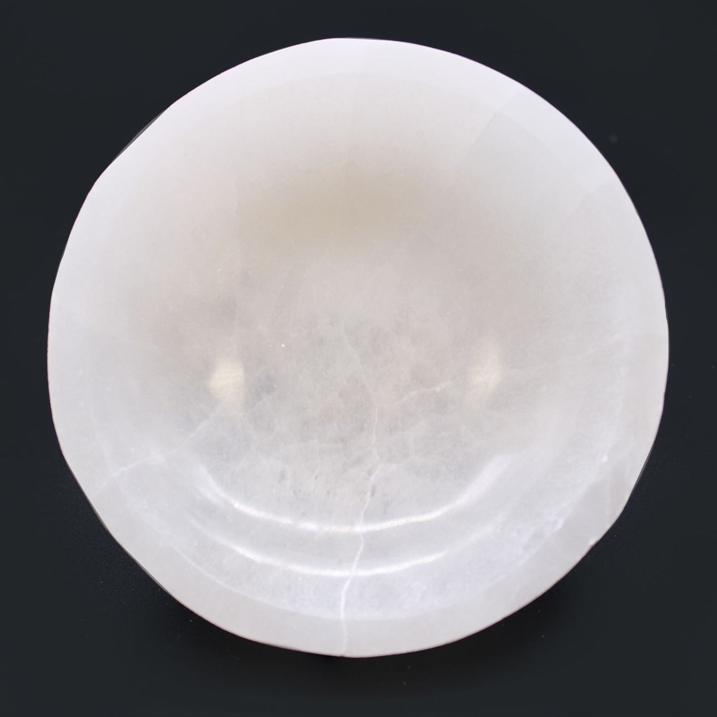 Selenite Round Bowl - 15cm – detail view