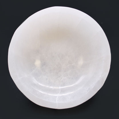 Selenite Round Bowl - 15cm – detail view