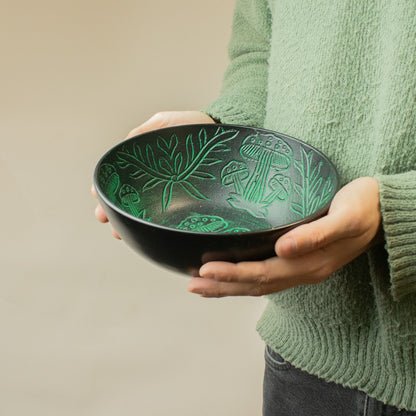 Aluminum Singing Bowl - Magic Mushroom - Green (20cm) – product image 5