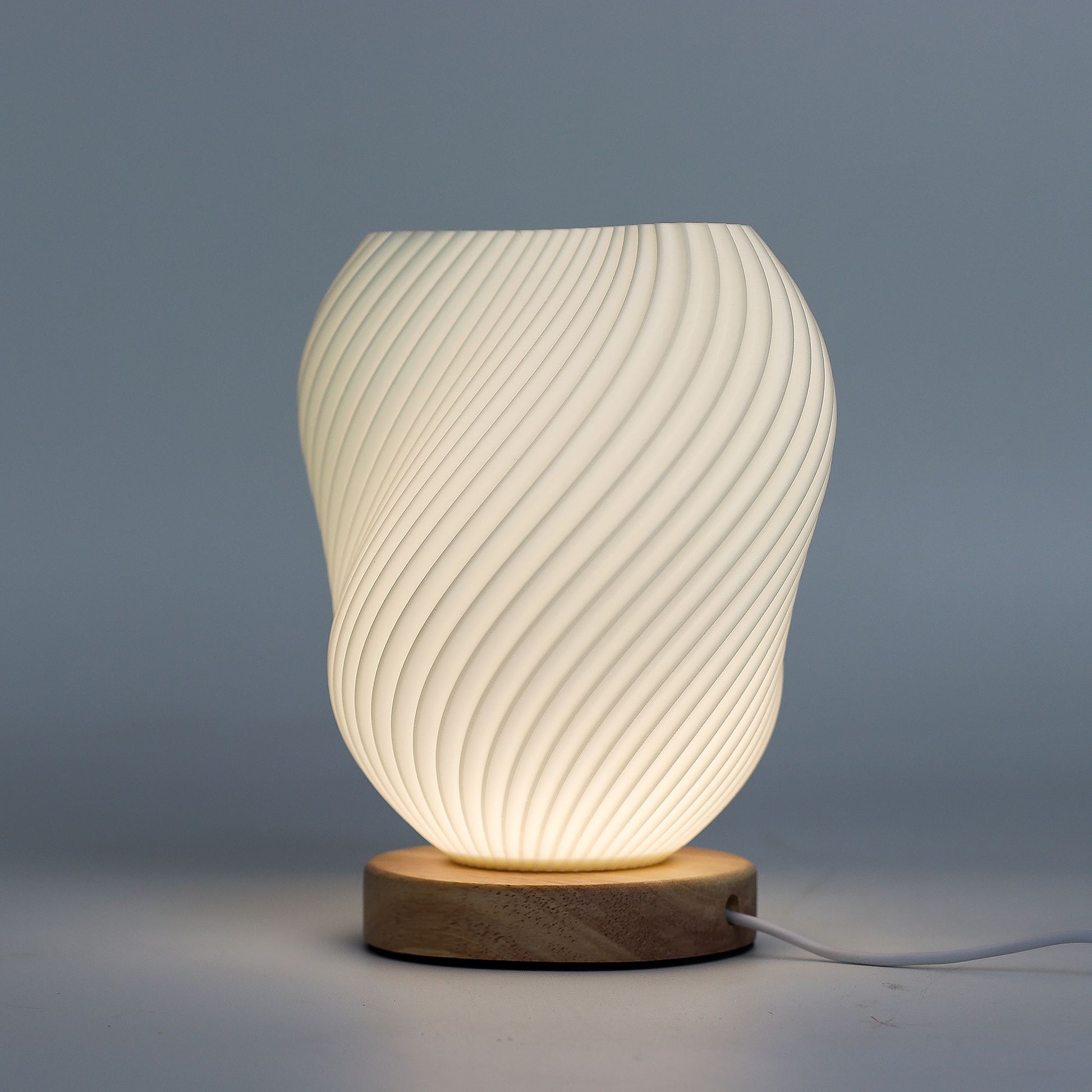 New Wave Lamp - USB - 3 settings - Shell Twisted – packaging