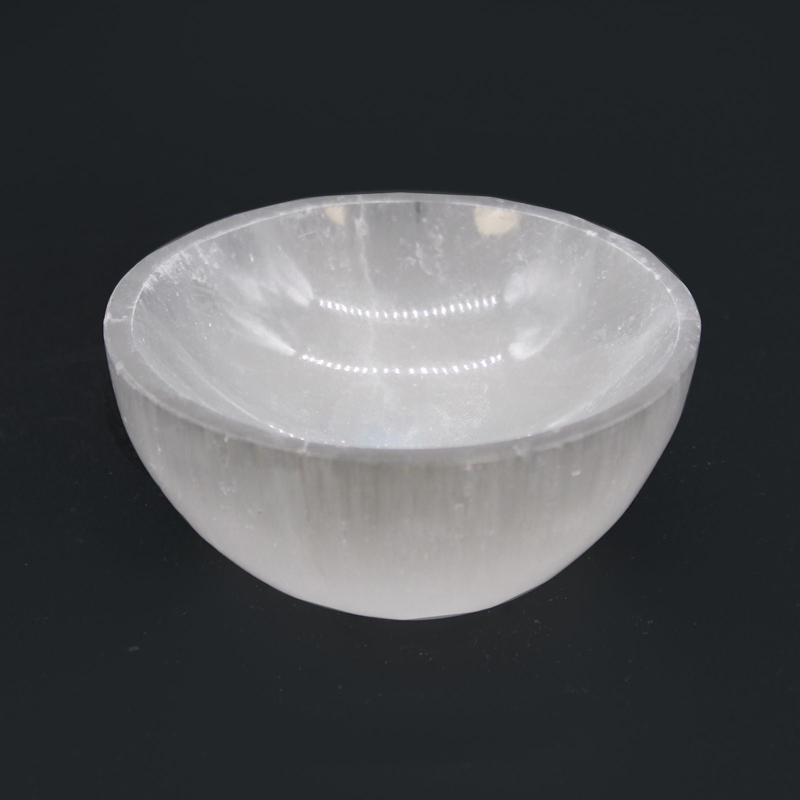 Selenite Round Bowl - 8cm – lifestyle shot