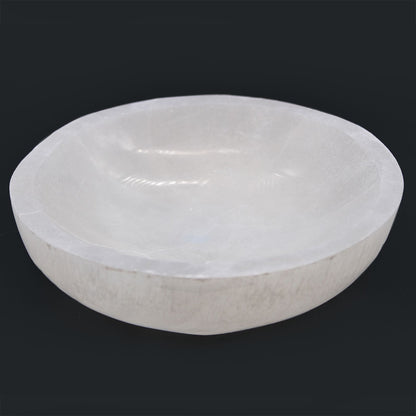 Selenite Round Bowl - 15cm – lifestyle shot