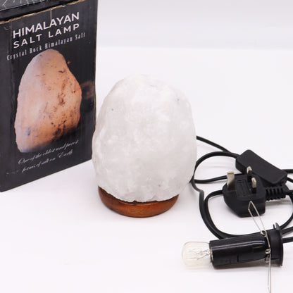 Crystal Rock Himalayan Salt Lamp - apx 1.5 - 2kg – lifestyle shot