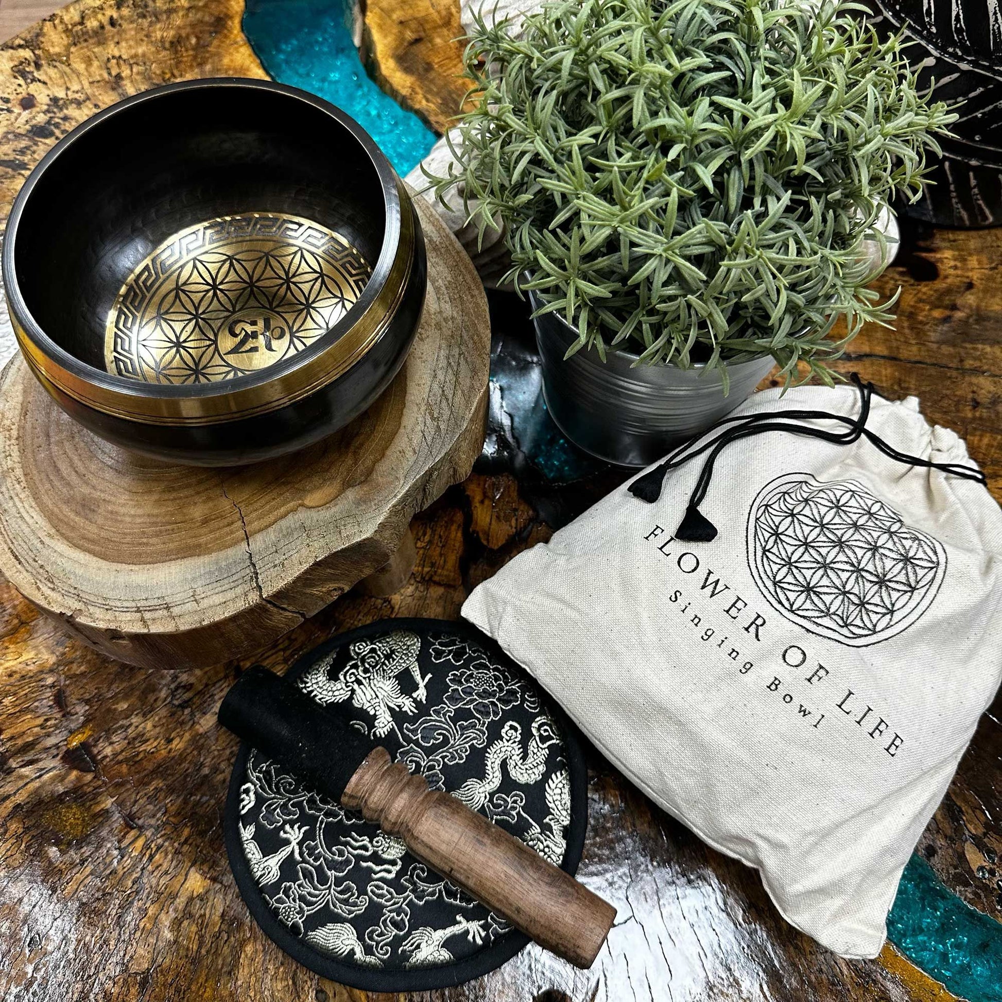 Hand Beaten & Engraved Singing Bowl Gift Set - 14cm - Flower of Life – lifestyle shot
