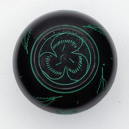 Cauldron Singing Bowl - Magic Mushroom - Green (15cm) – detail view