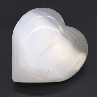 Selenite Heart - 10 cm – detail view