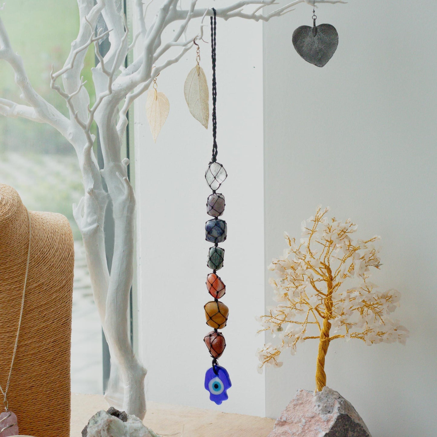 Hanging Chakra Stone  Pendant - Hansa – detail view