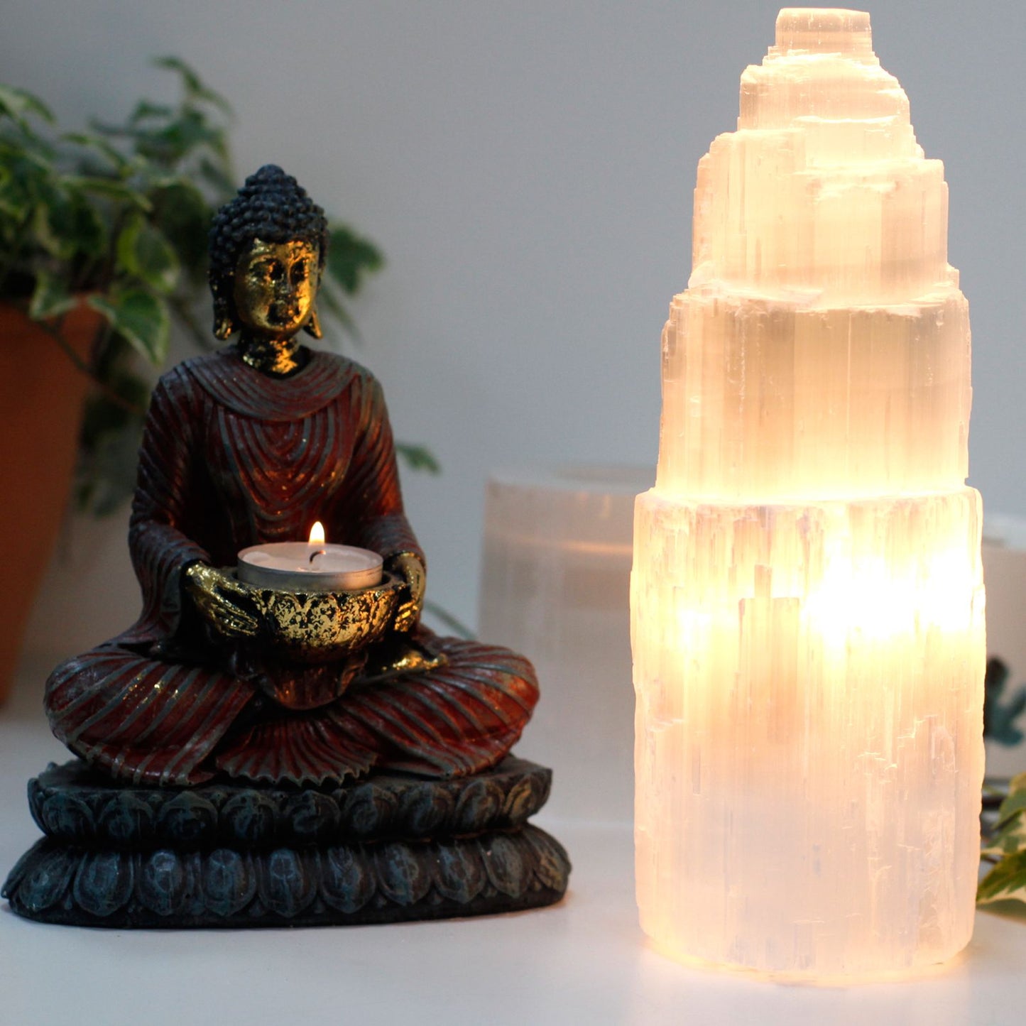Natural Selenite Tower Lamp - 25 cm – detail view