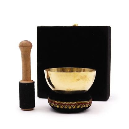 Brass Singing Bowl Gift Set - 9cm – detail view