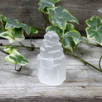 Natural Selenite Tower - 5 cm – detail view