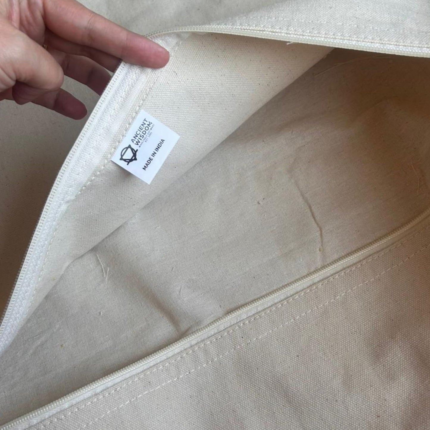 Classic Cushion Cover - Neutral Geo Creme - 45x45cm