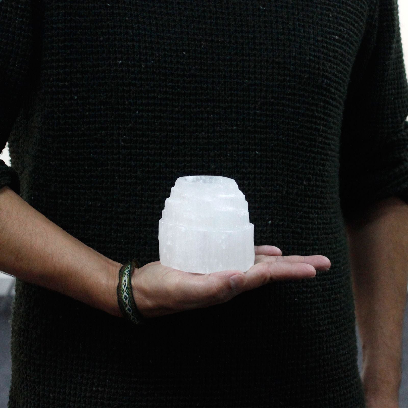 Selenite Mountain Top Candle Holder - 8 cm – lifestyle shot
