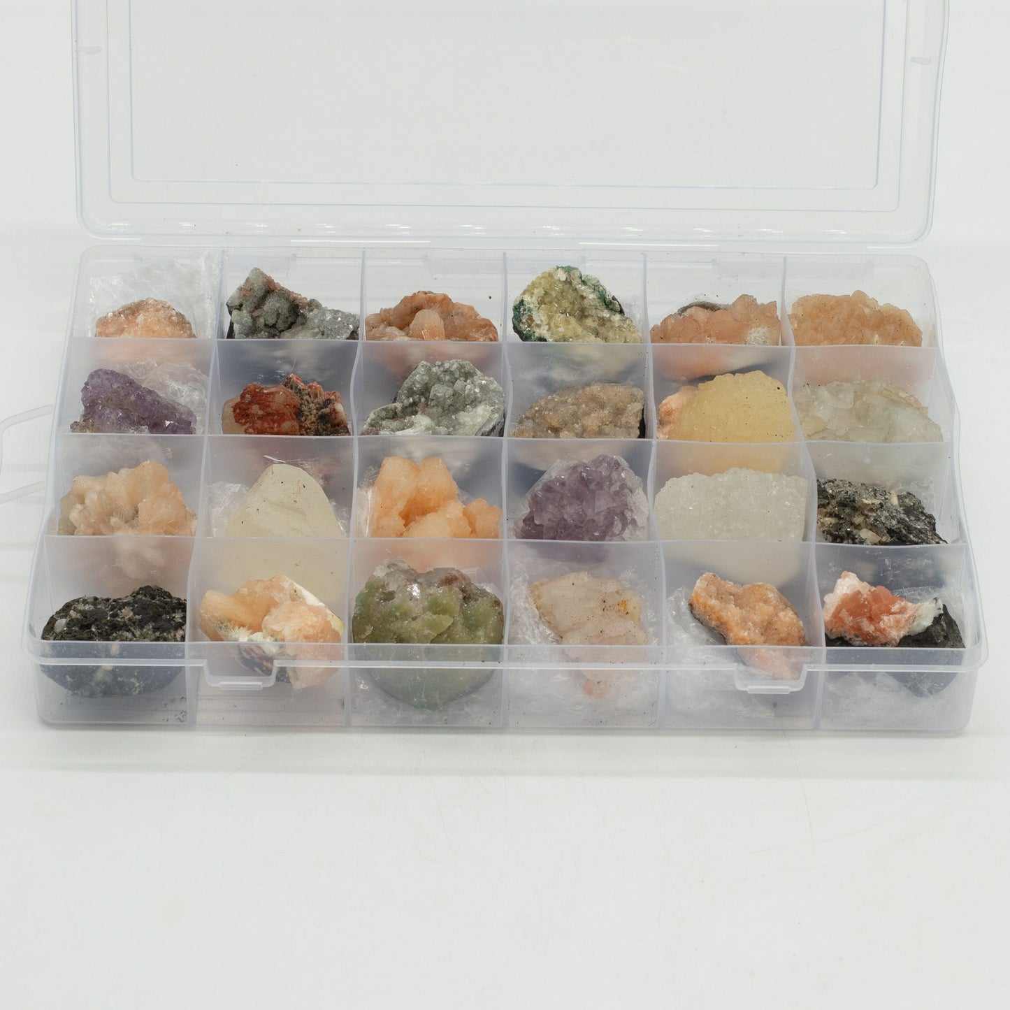 Mineral Specimens - Mixed Indian Zeolites in a Display (White Apophyllite, Stilbite,Finger Quartz, Amethyst, Green Stilbite, Heulandite) – packaging