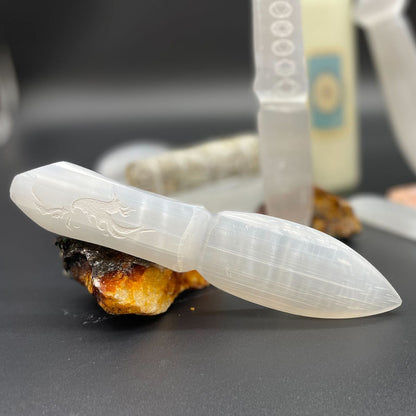Selenite Ritual Knife - Letting go of the past – detail view