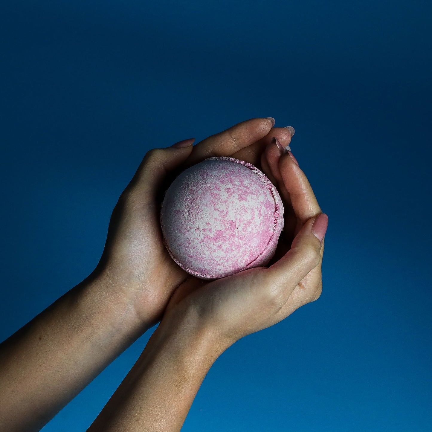Set of 3 Party Girl Bath Bombs – detail view