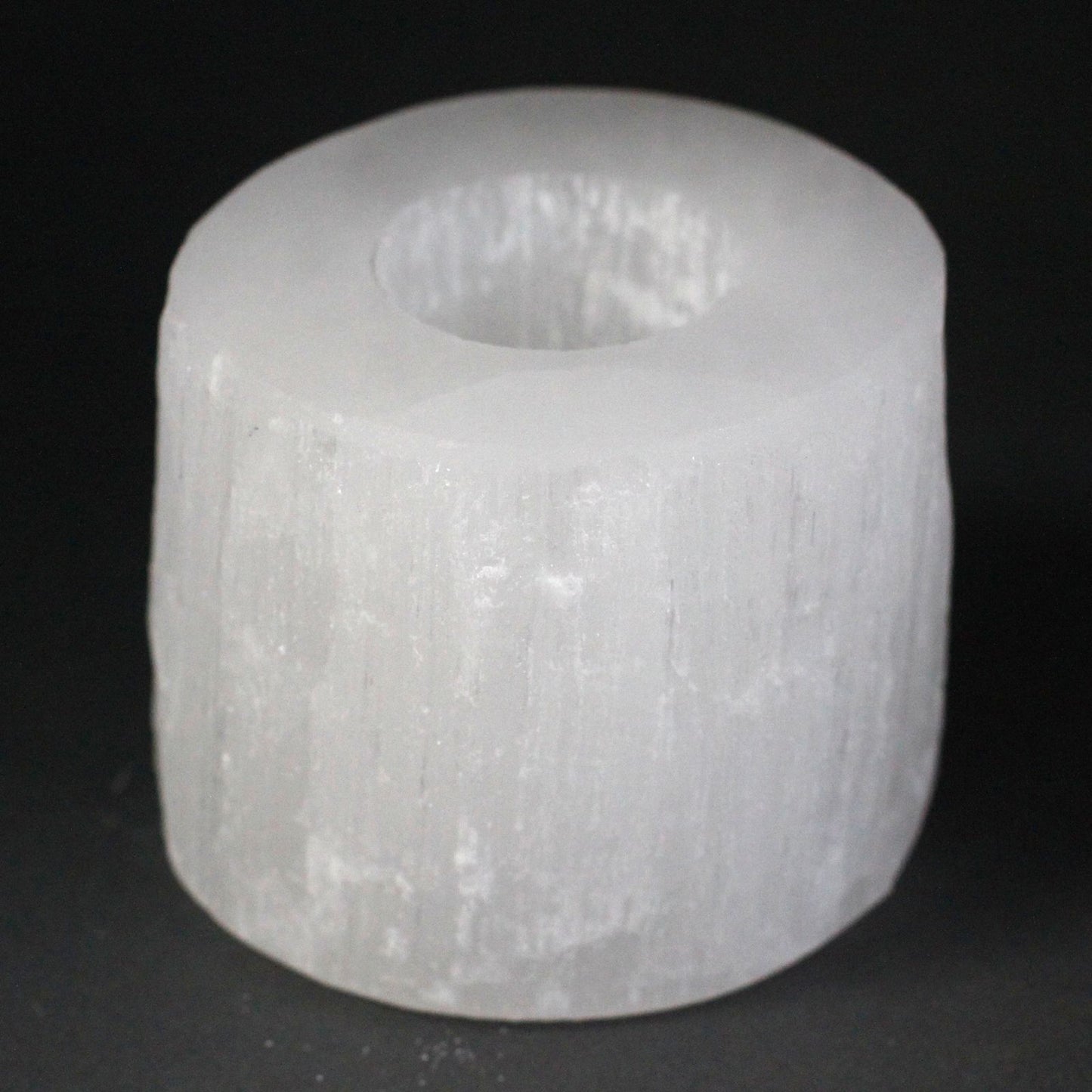 Selenite Cylinder Candle Holder - 8 cm – detail view