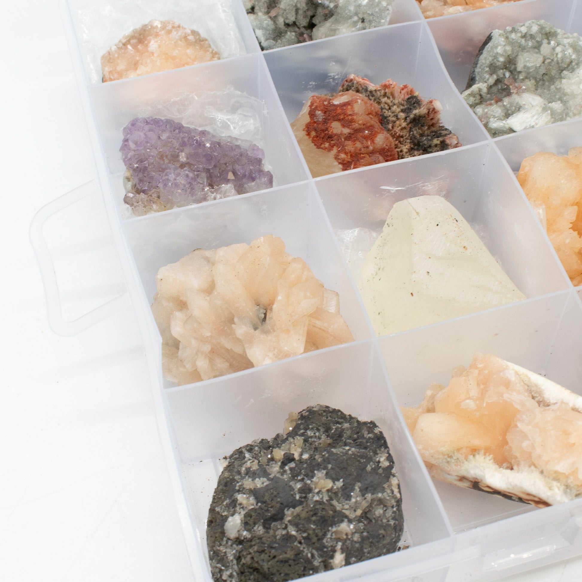 Mineral Specimens - Mixed Indian Zeolites in a Display (White Apophyllite, Stilbite,Finger Quartz, Amethyst, Green Stilbite, Heulandite) – product image 7