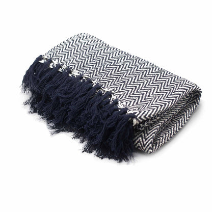 Midnight Herringbone Boho Throw – Navy Zigzag Tassel Blanket