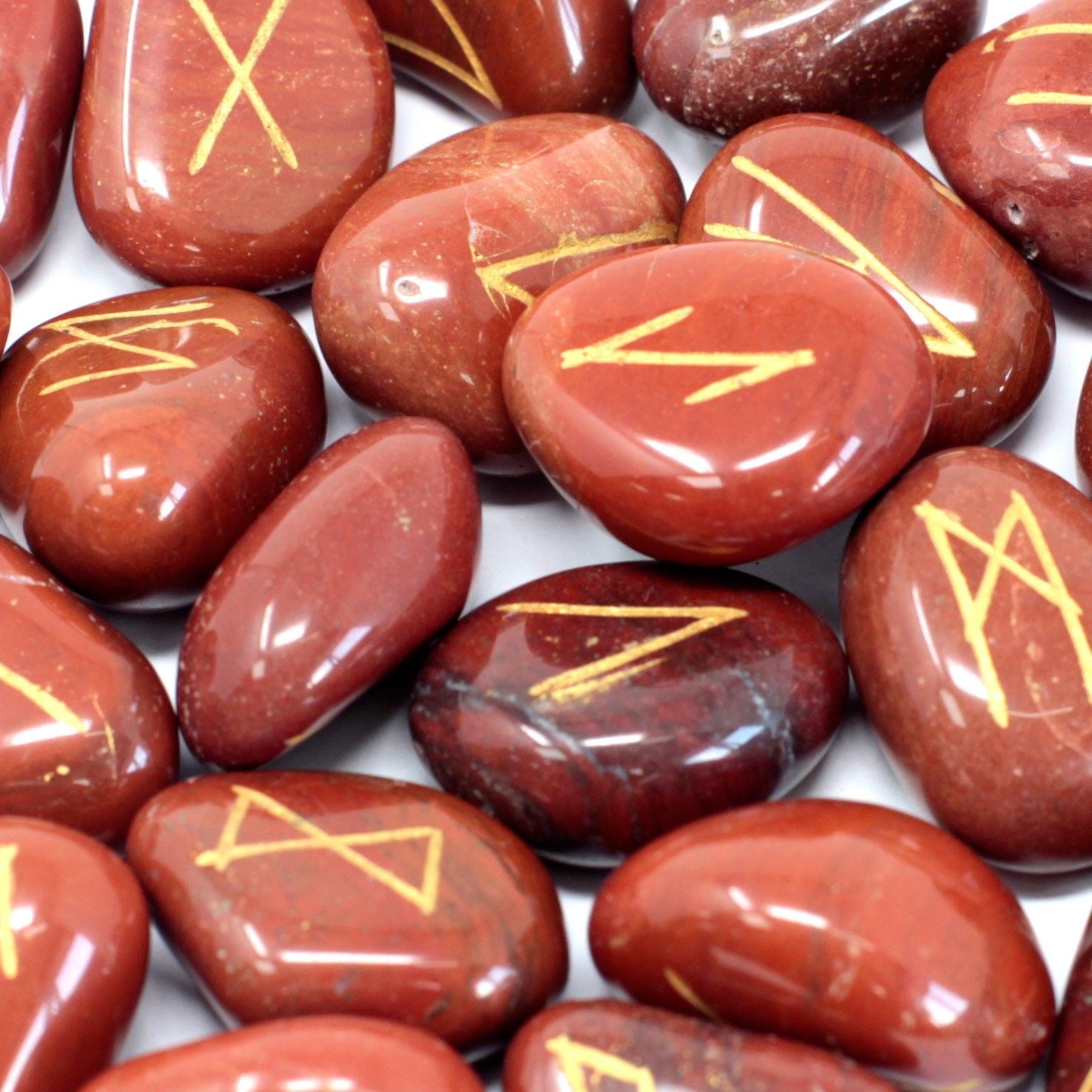 Runes Stone Set in Pouch - Red Jasper – detail view