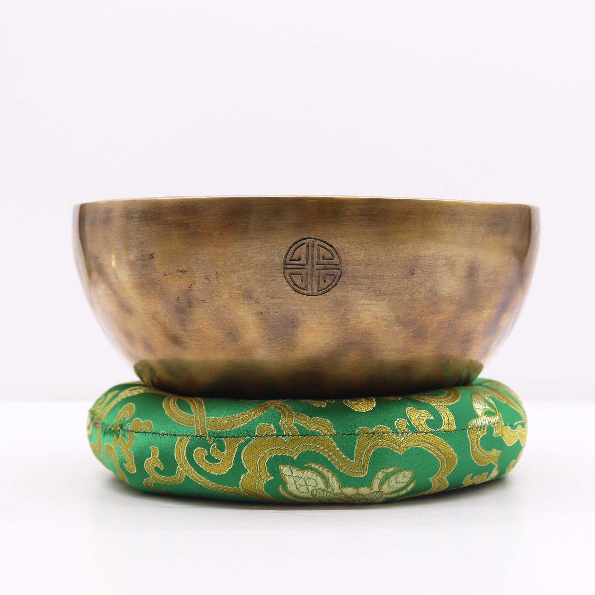 Hoop Cushion 20cm (for 22-26cm Singing Bowl) - Assorted Colours – lifestyle shot